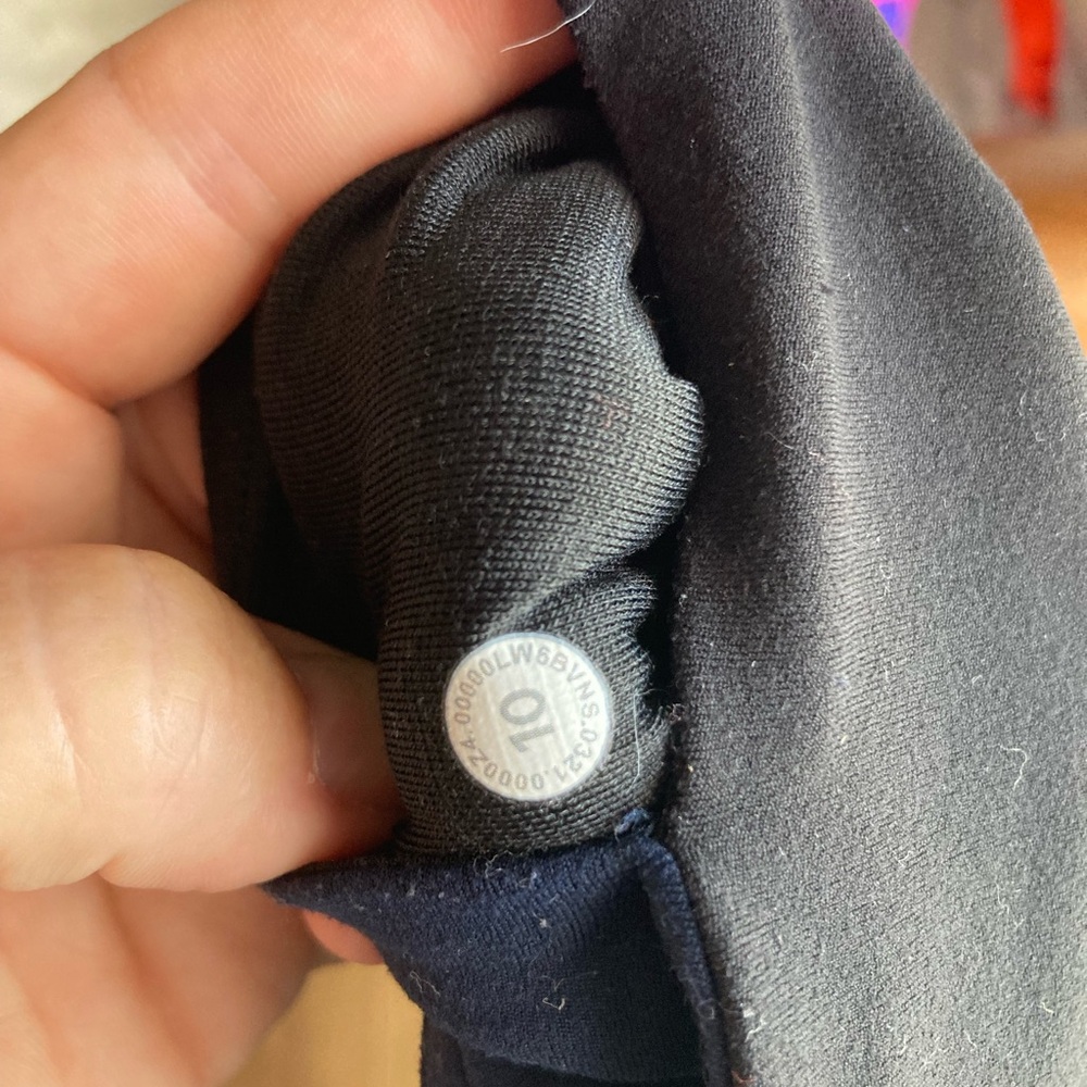 Lululemon Nulu Color Block High Rise Crop - Picture 4 of 11